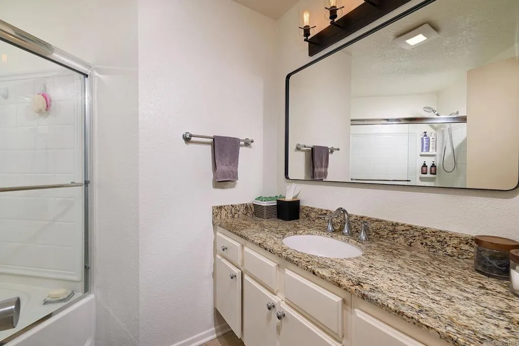 Photo #12: NDP2603939 Listing: Photo #12