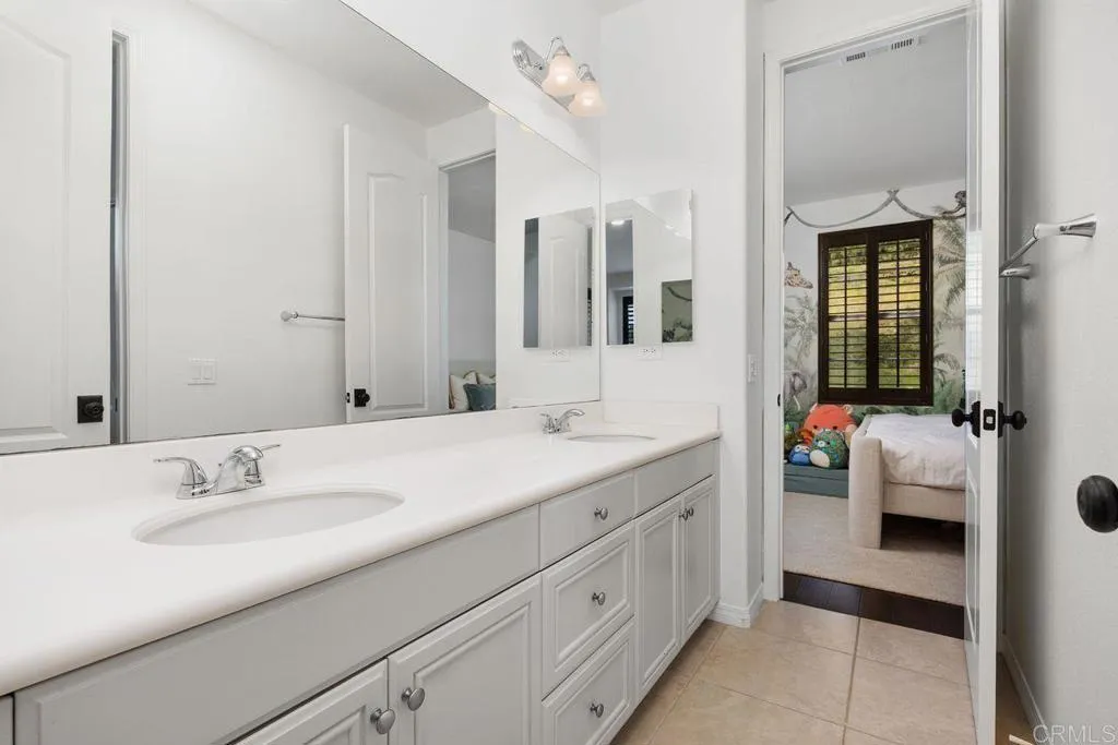 https://cdn.realtyfeed.com/cdn/127/306701843/42280d99d36cfb14eb1e9711632f0c35.webp