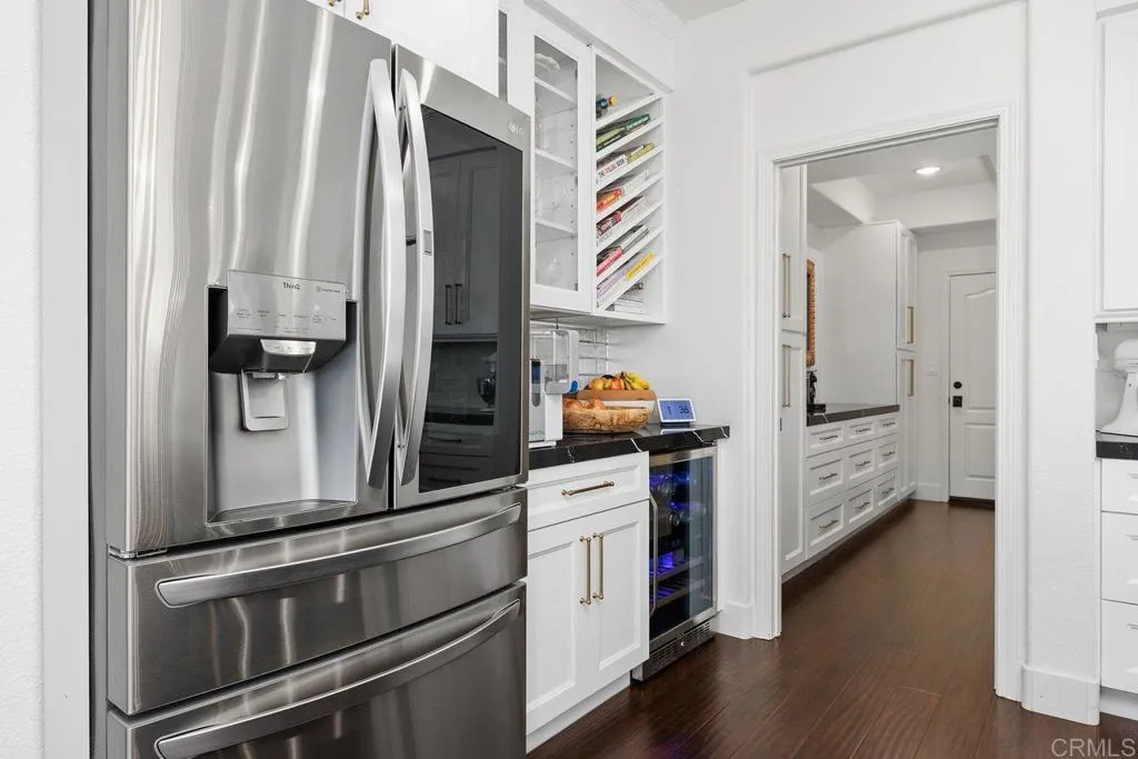 https://cdn.realtyfeed.com/cdn/127/306701843/9e2e4516a96f351859cca101d891c3ba.webp