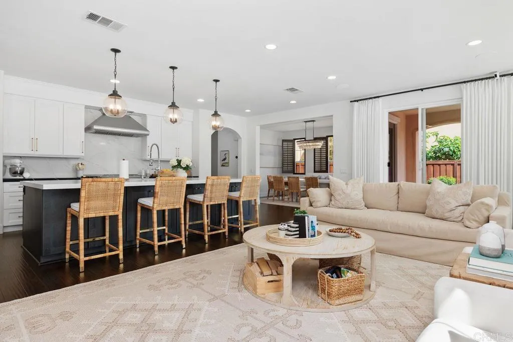 https://cdn.realtyfeed.com/cdn/127/306701843/aa26654c86f538dfe771c04f226e2769.webp