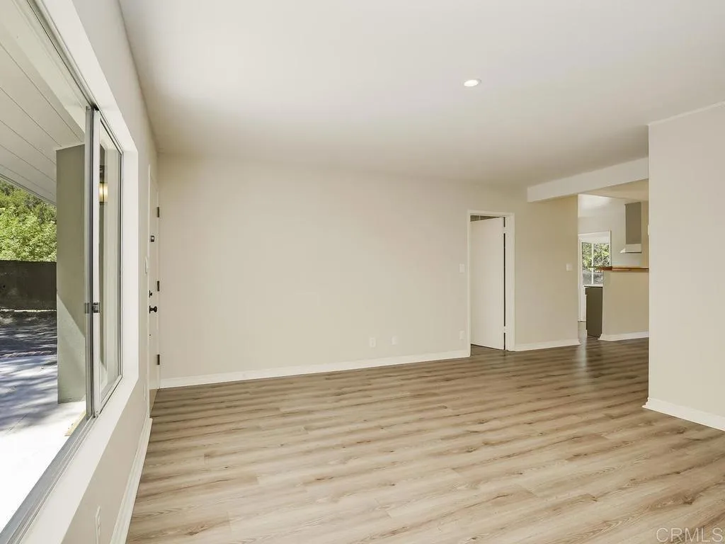 https://cdn.realtyfeed.com/cdn/127/306701870/688db0ced7cace634baceee7425242a9.webp