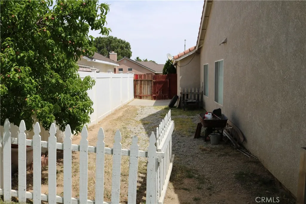 43461 Huron, Lancaster, CA, 93535