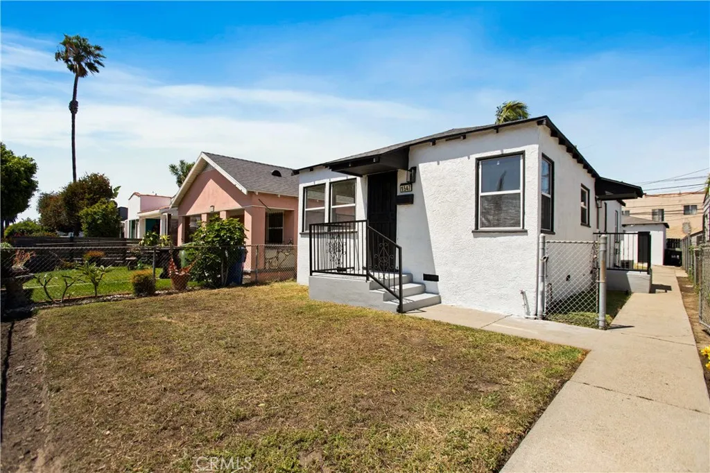 1547 W 60th Place, Los Angeles, CA 90047 - Photo 3 of 26, Los Angeles, CA