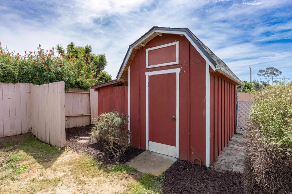 https://cdn.realtyfeed.com/cdn/127/306701899/8196a3cca7b7995d6d58b1c5d8cad53b.webp