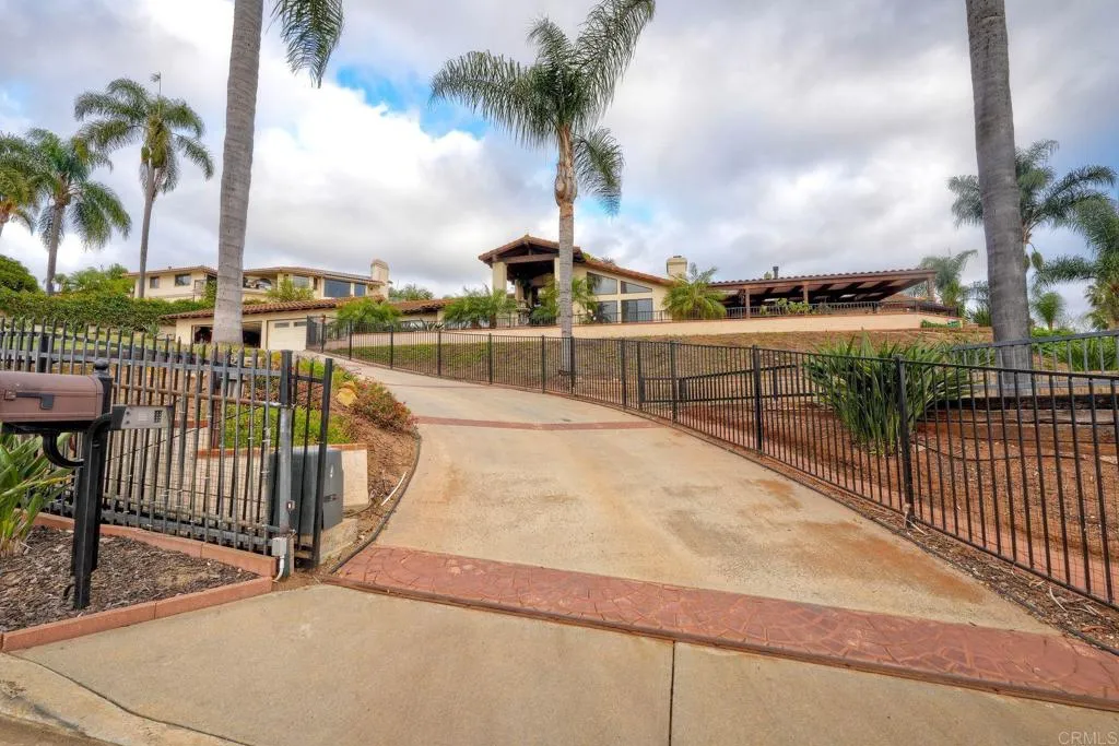 https://cdn.realtyfeed.com/cdn/127/306701900/0cb0498dd9ce00994b871ceeb0321156.webp