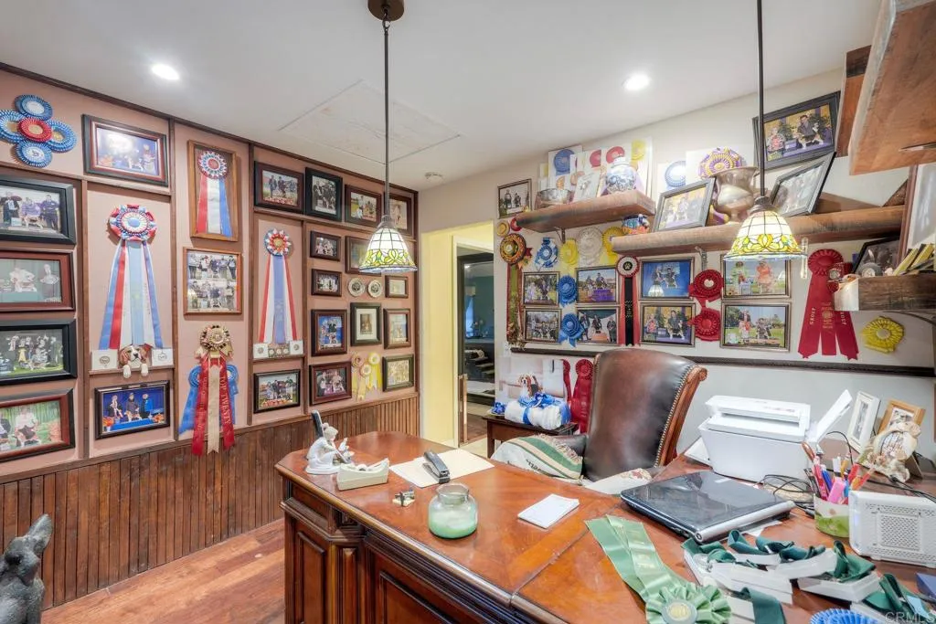 https://cdn.realtyfeed.com/cdn/127/306701900/21d83587b6ef7b95dbad8c75f9fdb1ff.webp