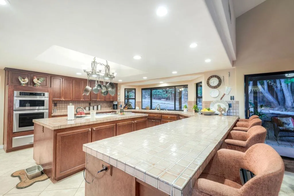 https://cdn.realtyfeed.com/cdn/127/306701900/fc74103056b9e28c98ada1e850a17885.webp