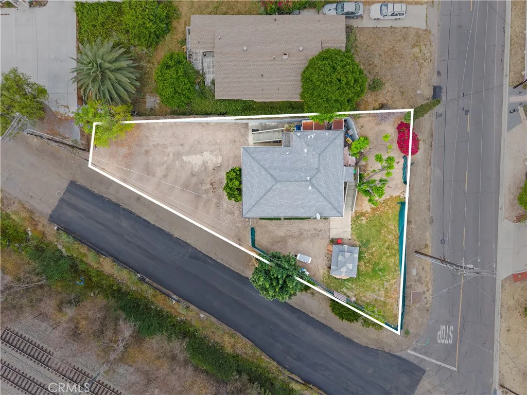 Photo #4: SB26087657 Listing: Photo #4