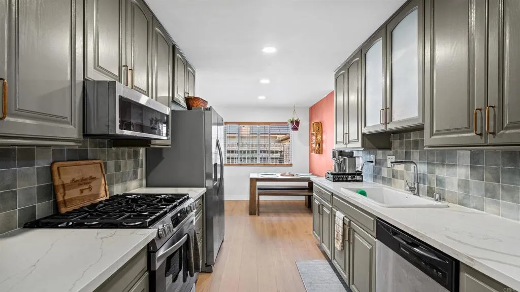 https://cdn.realtyfeed.com/cdn/127/306701956/b500cd887eef4a095b7668b296e63354.webp