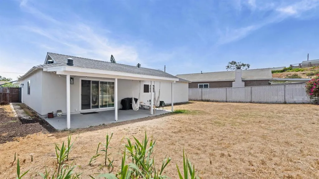 https://cdn.realtyfeed.com/cdn/127/306701956/eca341638389c1238978e56d6337bc7d.webp