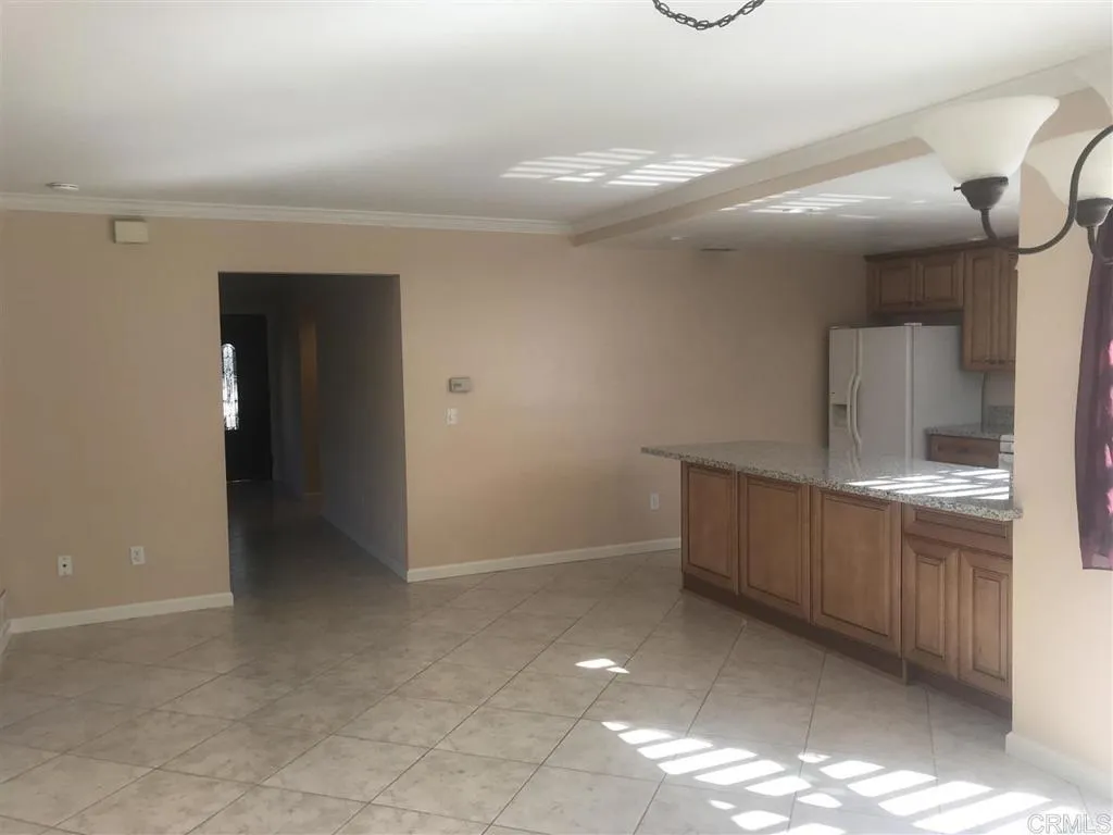 https://cdn.realtyfeed.com/cdn/127/306701975/8318441f248a4c492cc3c8b2175343ae.webp