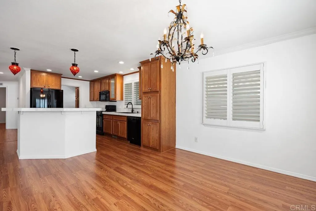 https://cdn.realtyfeed.com/cdn/127/306702015/3ac14f94bd7f1315ad95adcf9ee41f3a.webp