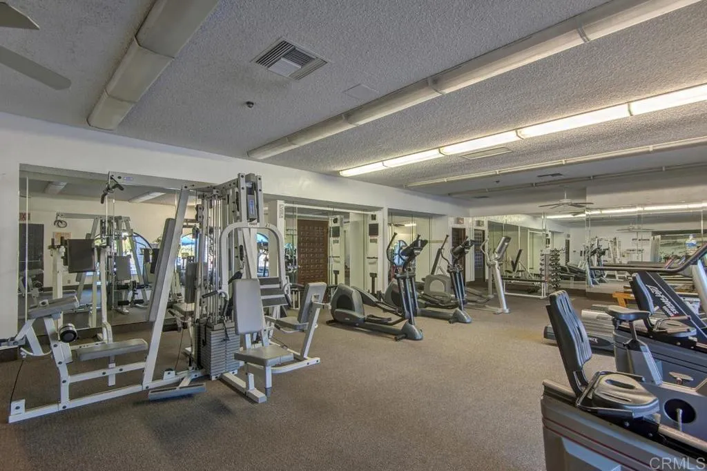 https://cdn.realtyfeed.com/cdn/127/306702015/c5ca3afab1552db7923f55373946b470.webp