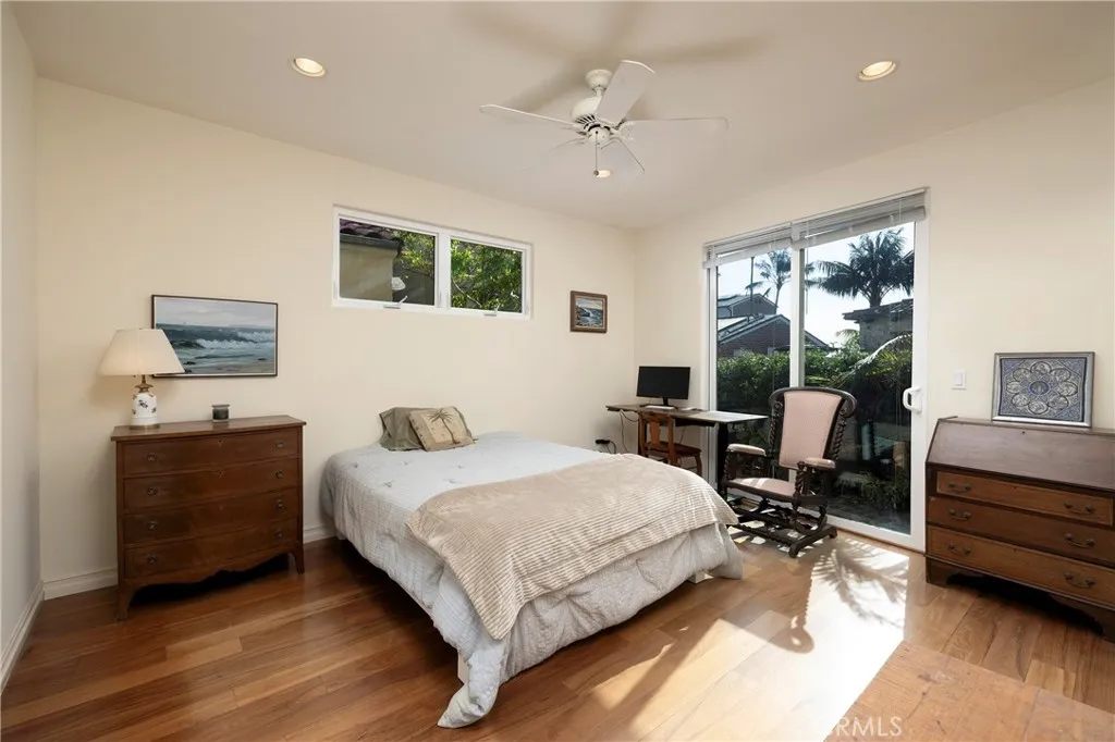 19 Geneva, Long Beach, CA, 90803