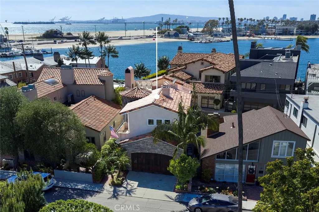 19 Geneva, Long Beach, CA, 90803