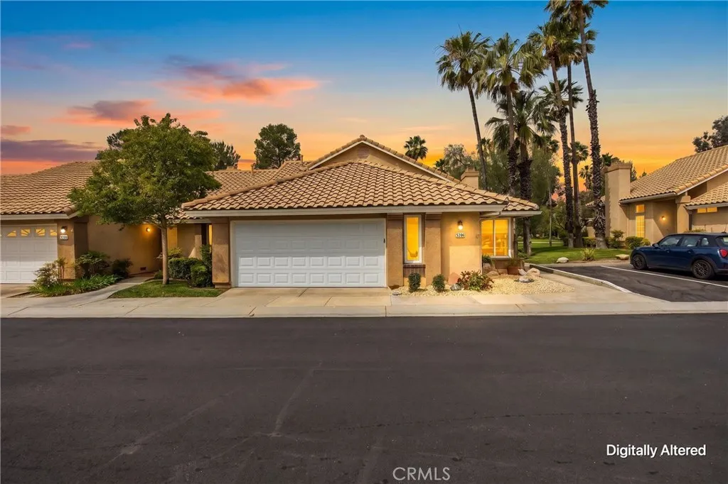 Banning, CA 92220
