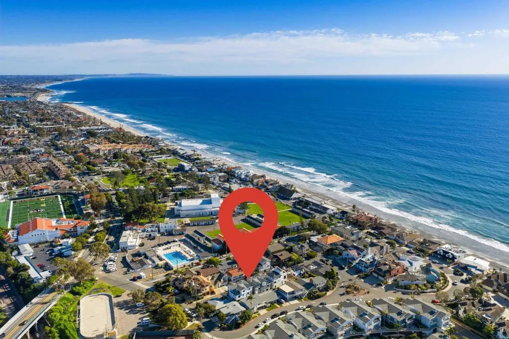 https://cdn.realtyfeed.com/cdn/127/306702051/0b0f54c36e4cbdd952842e31cbeeef58.webp