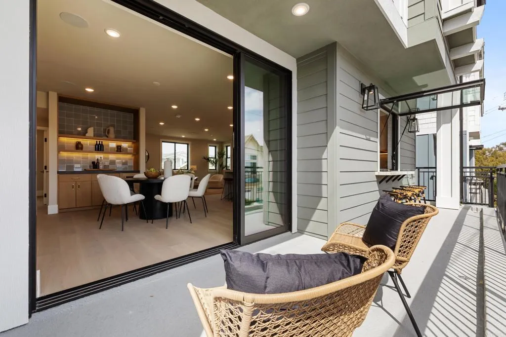https://cdn.realtyfeed.com/cdn/127/306702051/a0c3536dcca3ce175956b1f82ab5a59f.webp