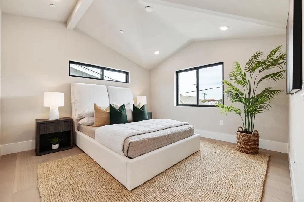https://cdn.realtyfeed.com/cdn/127/306702051/a4a9be97e3517af97c4b2f7647f3d12e.webp