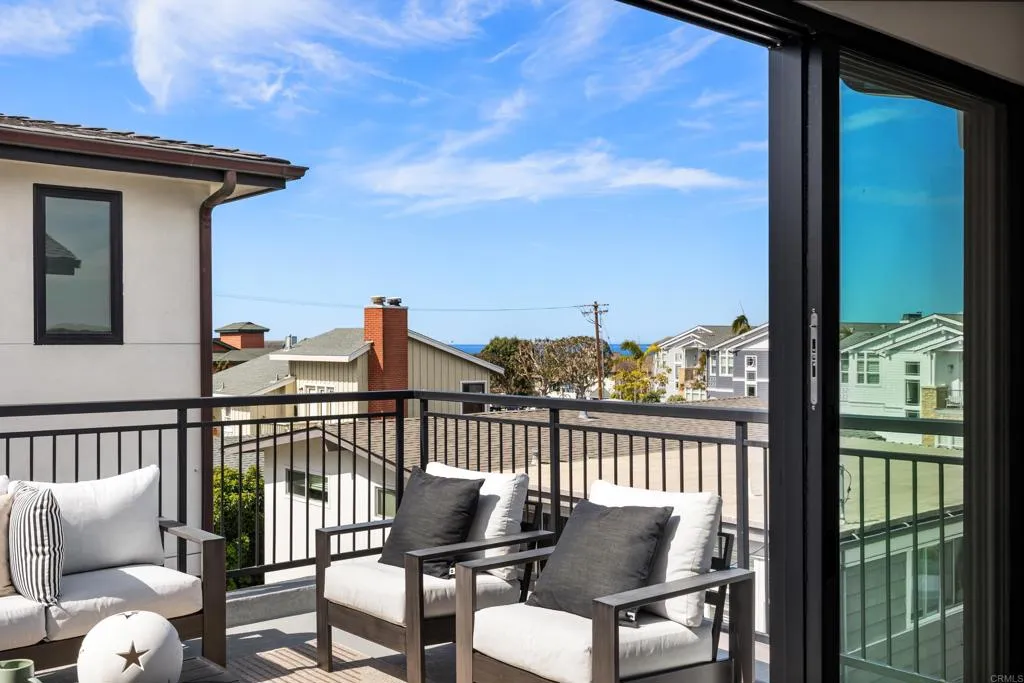 https://cdn.realtyfeed.com/cdn/127/306702051/e823d95461514f5d1ab3d74348458cdc.webp