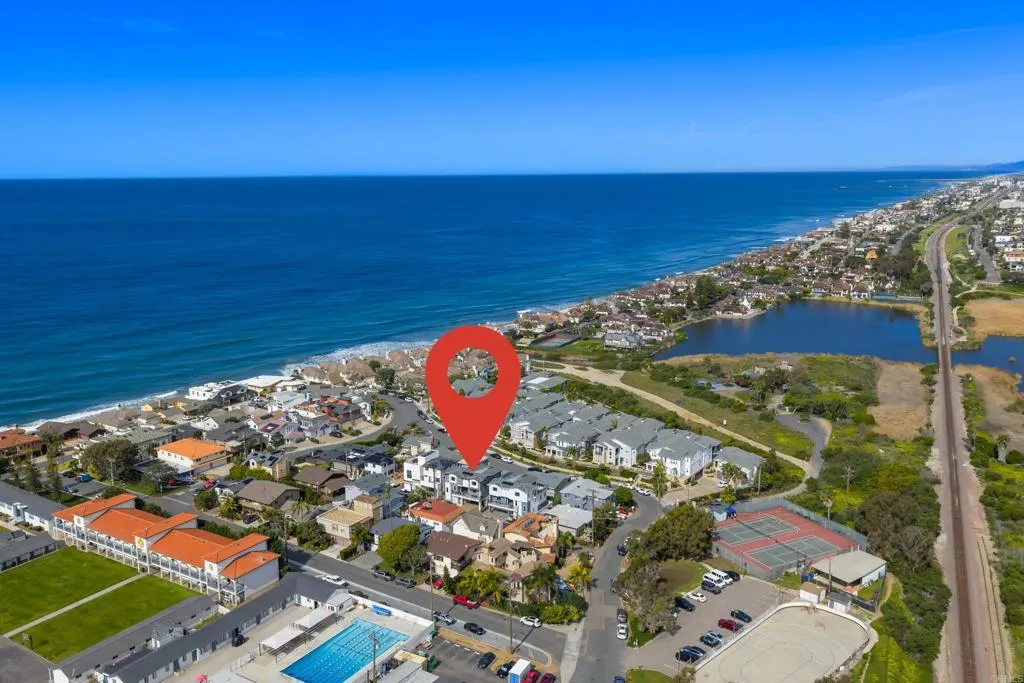 https://cdn.realtyfeed.com/cdn/127/306702051/f7673add7faacd6aea24bbd96e0a6b6d.webp