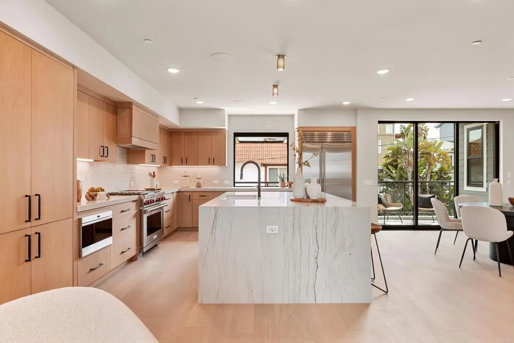 https://cdn.realtyfeed.com/cdn/127/306702051/f8e542876438901fd9a184c03ec4eed7.webp