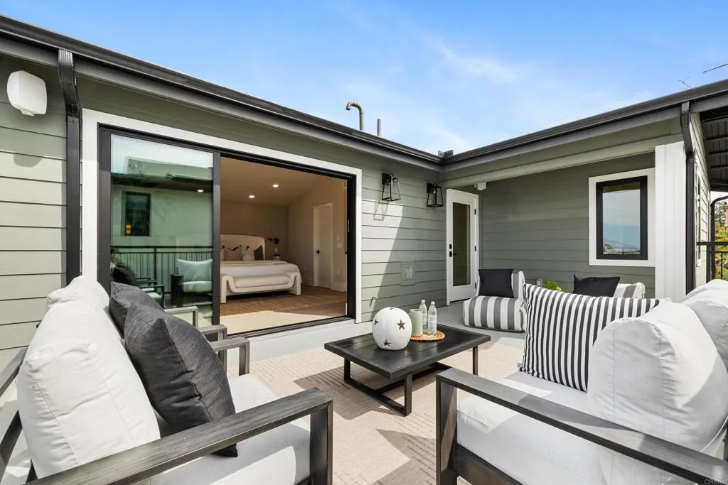 https://cdn.realtyfeed.com/cdn/127/306702051/f9f0c1fdf2fe4089756e1b0ce39b0f06.webp