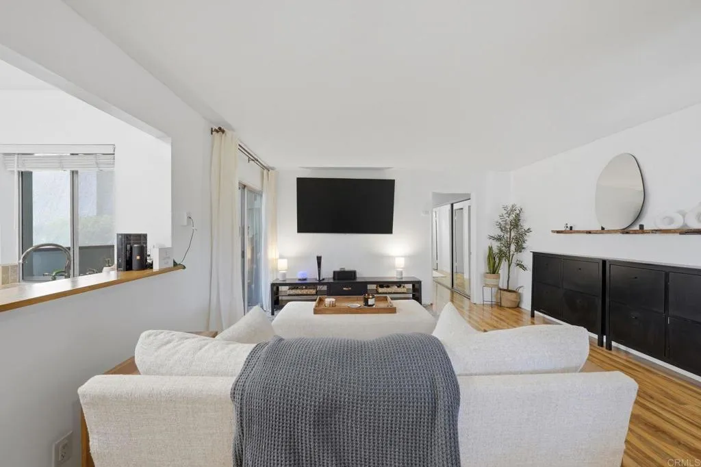 https://cdn.realtyfeed.com/cdn/127/306702120/4f18306992ae5c3011f5d4c6d2042aa6.webp