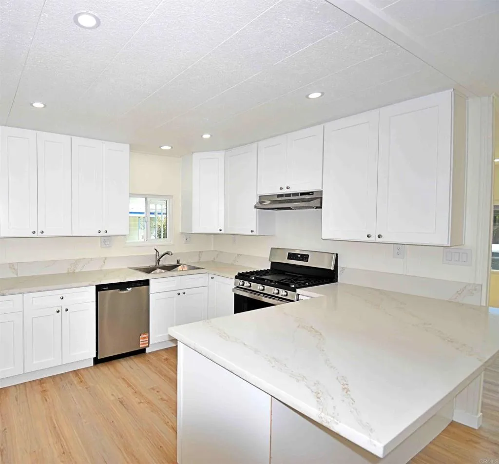 https://cdn.realtyfeed.com/cdn/127/306702144/342cab2149e47164c735f26f687d9ead.webp