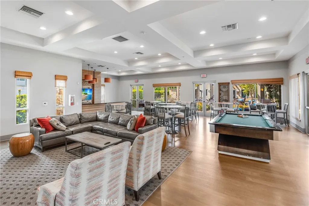 12921 Mission UNIT 102, Hawthorne, CA, 90250