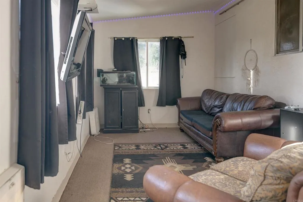 https://cdn.realtyfeed.com/cdn/127/306702234/d725cc5f3f666c53f775809b0bed4732.webp