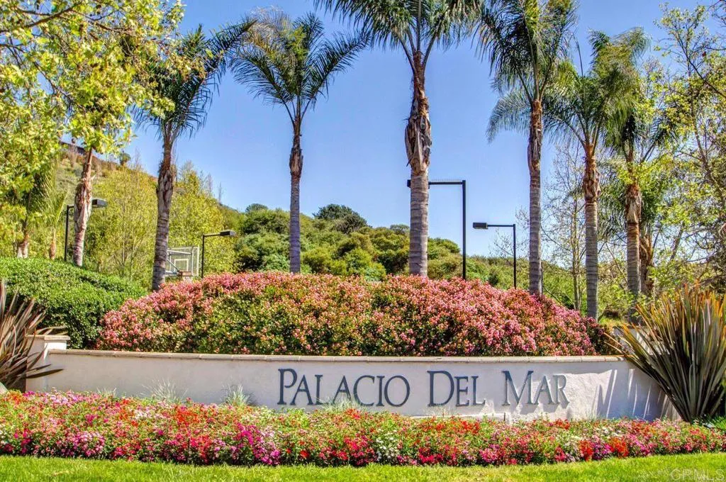 https://cdn.realtyfeed.com/cdn/127/306702242/9543d8bf8b3a8c04e65ccea946a865b9.webp