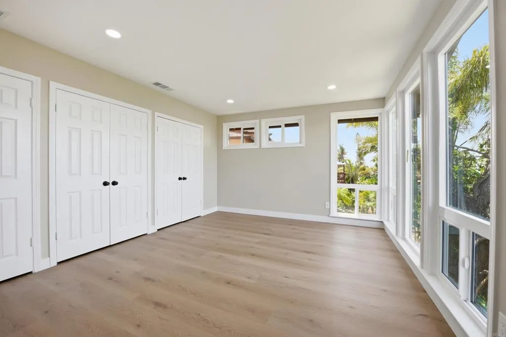 https://cdn.realtyfeed.com/cdn/127/306702253/11bee01c9e45e33cfcfcc72bddd9d0ca.webp
