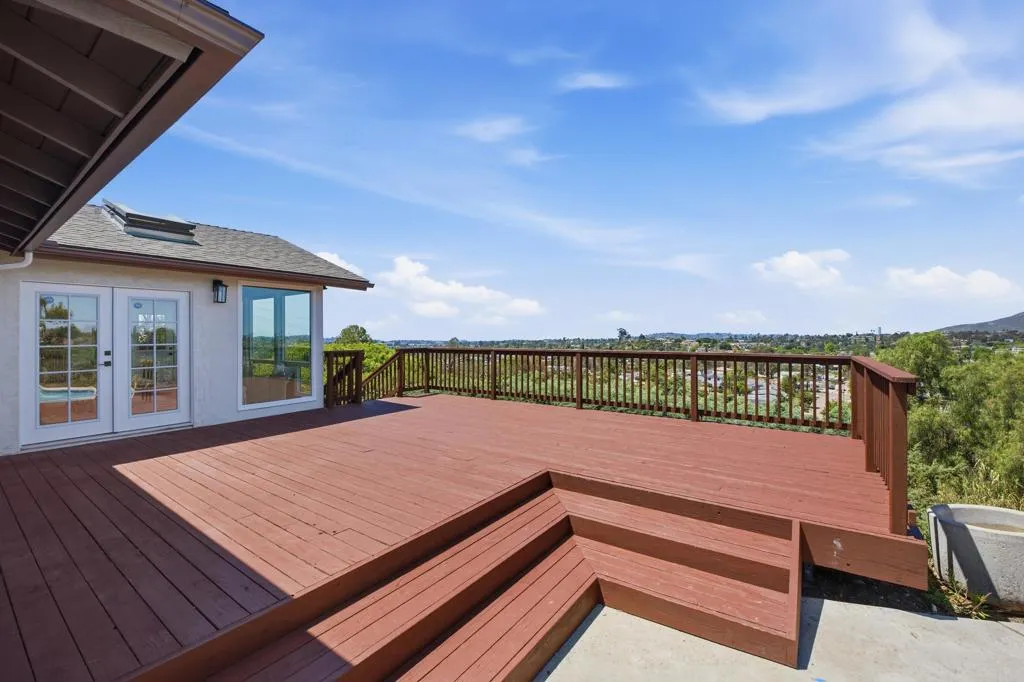 https://cdn.realtyfeed.com/cdn/127/306702253/14164ee18555dfd8b2b8c3d3f49335ee.webp