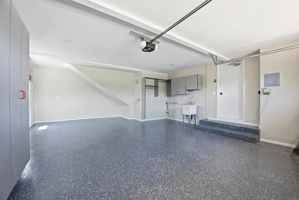 https://cdn.realtyfeed.com/cdn/127/306702253/d447243c61ffc88363d3dfeca4f30b0c.webp