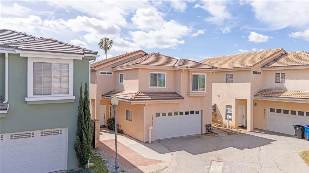 Mission Hills (san Fernando), CA 91345