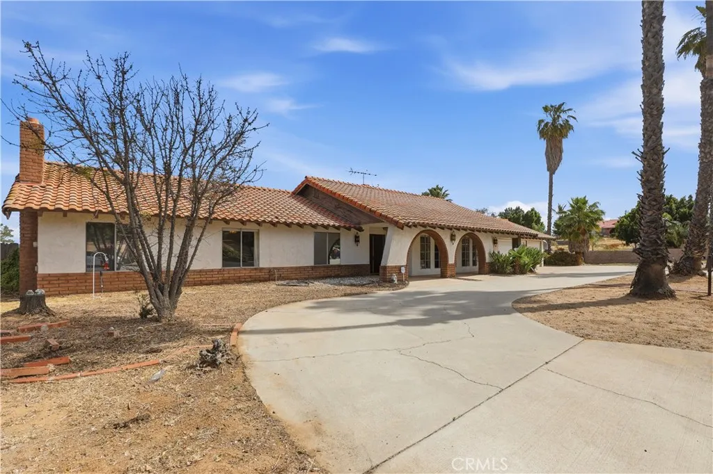 17652 Calle Del Corral, Riverside, CA, 92504