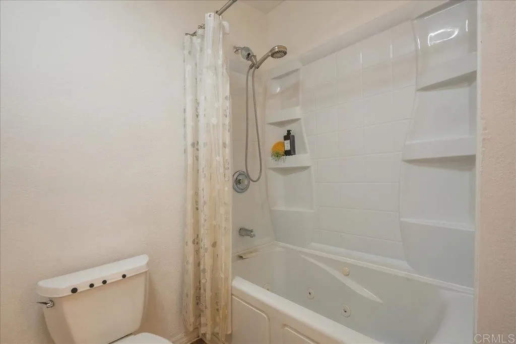 https://cdn.realtyfeed.com/cdn/127/306702305/3f46d799c70a5f18028bad0eb4b47f04.webp
