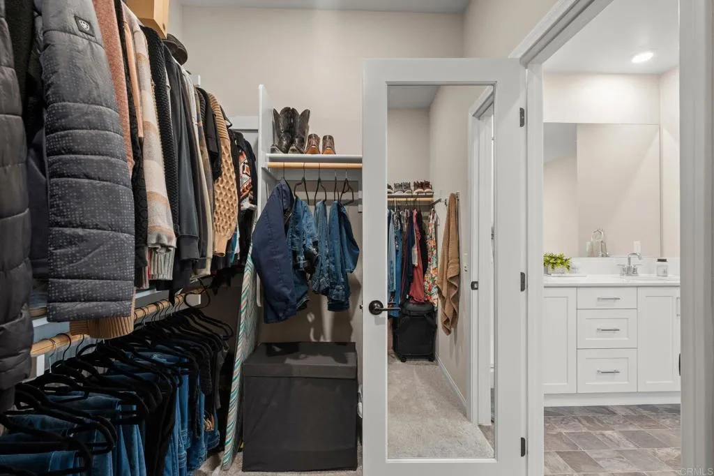https://cdn.realtyfeed.com/cdn/127/306702309/09e943e5039b9480e9c444f274600b79.webp