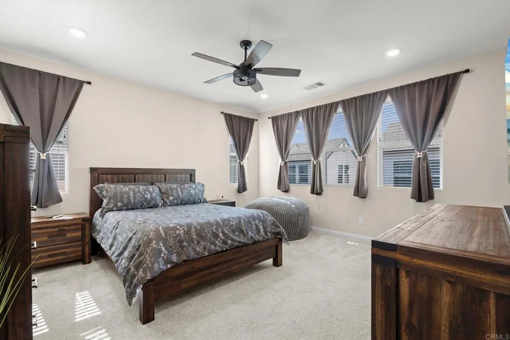 https://cdn.realtyfeed.com/cdn/127/306702309/2f4b274c2f710d0a6993c7114cbadf16.webp