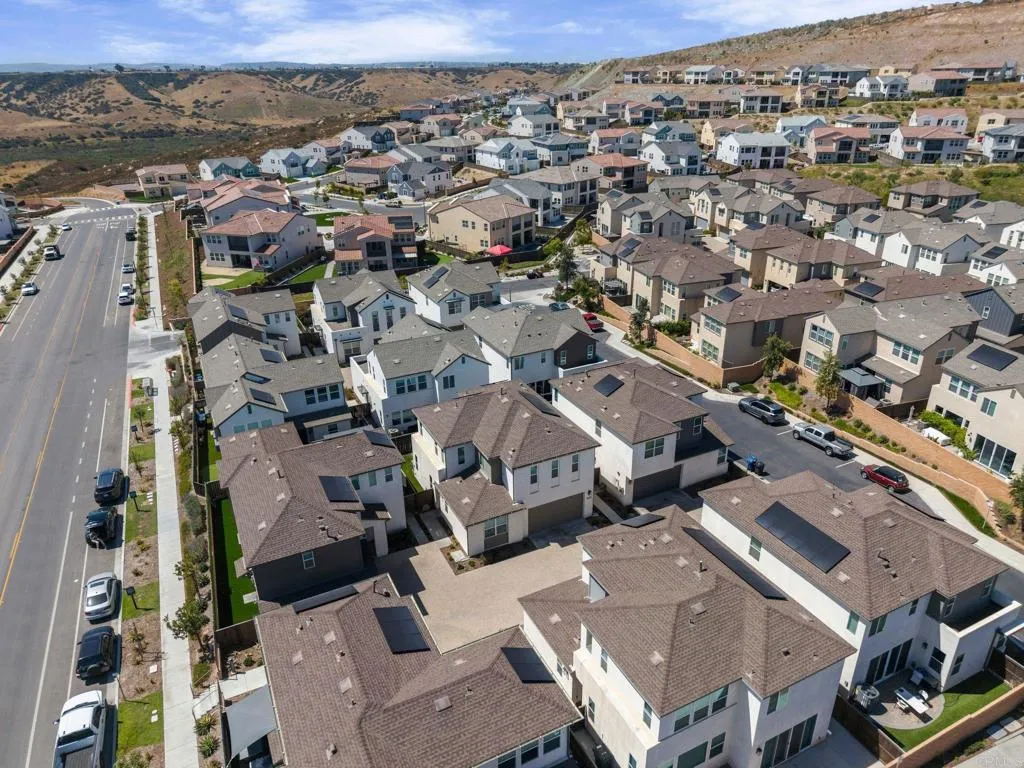 https://cdn.realtyfeed.com/cdn/127/306702309/9164e4ffc258f84ab3b212af82e7de13.webp