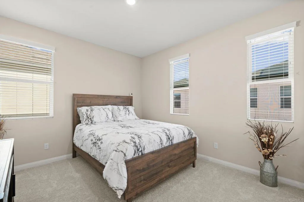 https://cdn.realtyfeed.com/cdn/127/306702309/c16a285f771adcf2b83b0d841f4b02f1.webp