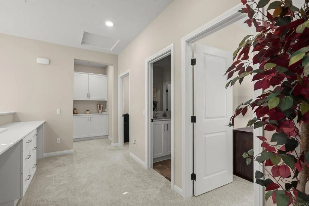 https://cdn.realtyfeed.com/cdn/127/306702309/c2a1a4db2331bdcca2eed91dd87dce8e.webp