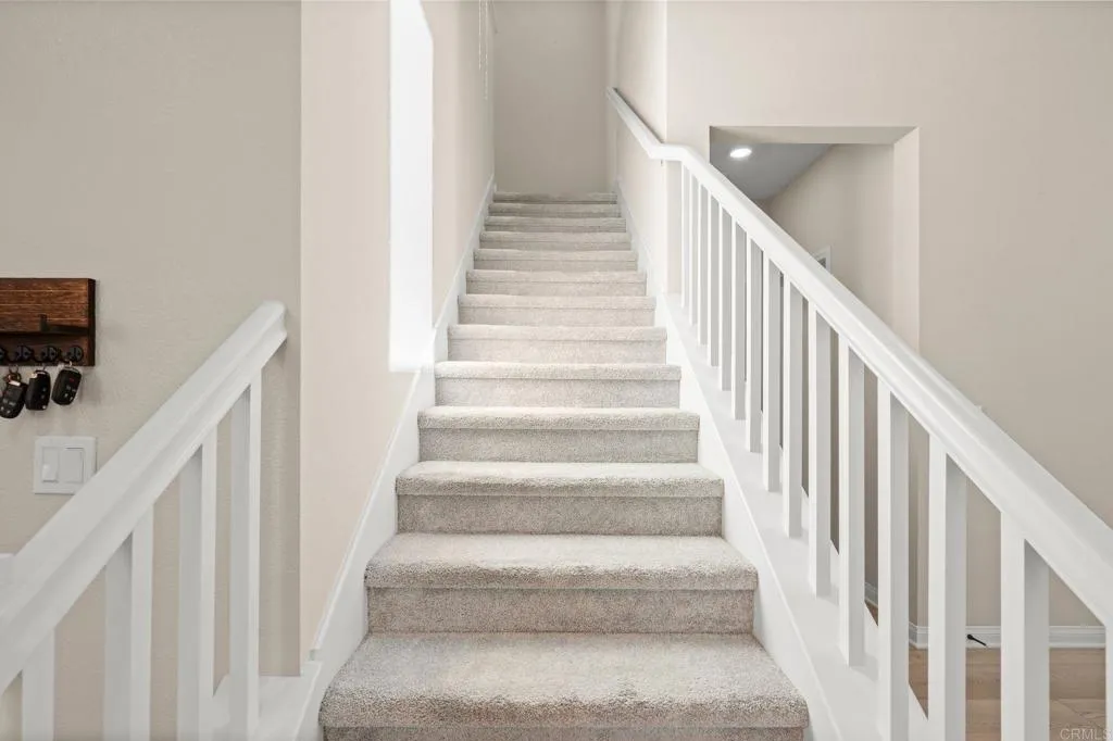 https://cdn.realtyfeed.com/cdn/127/306702309/dcd92571542e4dcade12754cfb6b5054.webp