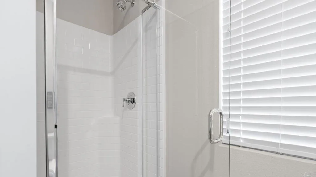 https://cdn.realtyfeed.com/cdn/127/306702309/f45bfa14cddc3e040d368fa0ace94a0d.webp