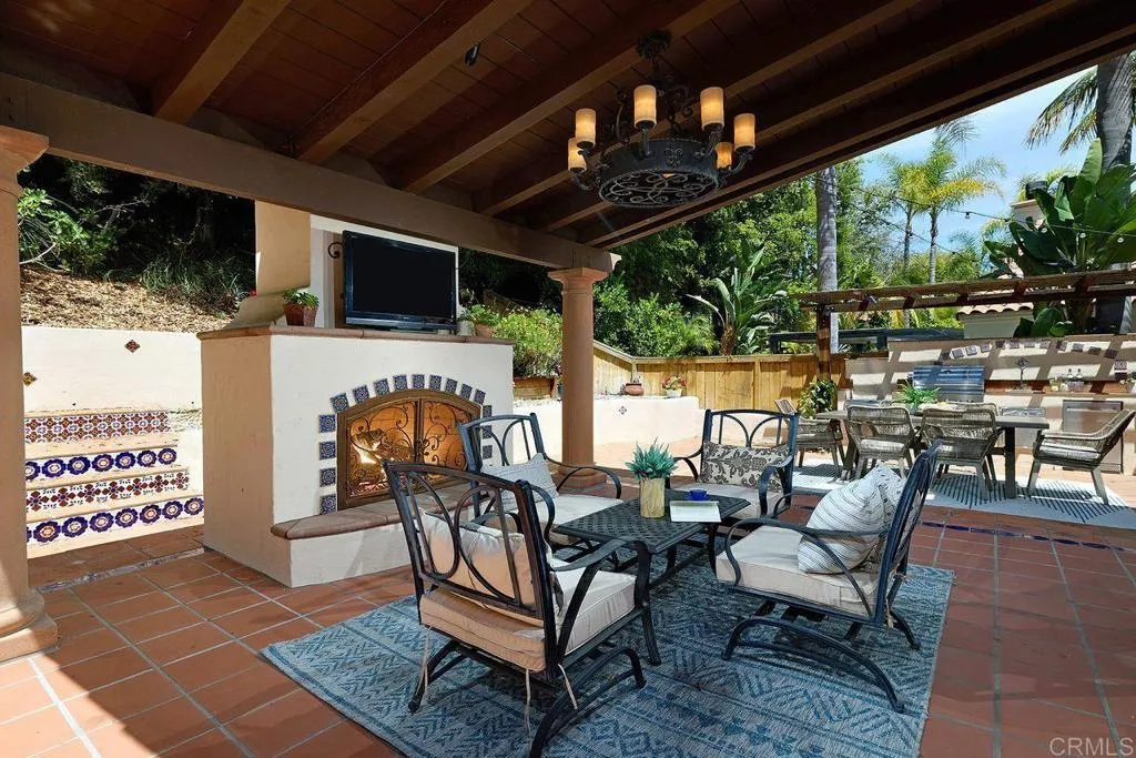 https://cdn.realtyfeed.com/cdn/127/306702336/54e6d74d1eb3ee251d600c366180b9da.webp