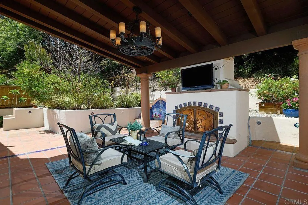 https://cdn.realtyfeed.com/cdn/127/306702336/b211fa8d2c7ae33c419925c8985a2306.webp
