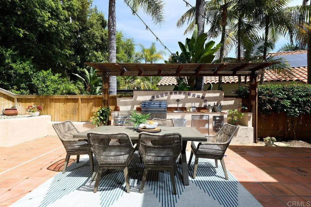 https://cdn.realtyfeed.com/cdn/127/306702336/d37e0afdcd8b50201b48068f22d19eba.webp