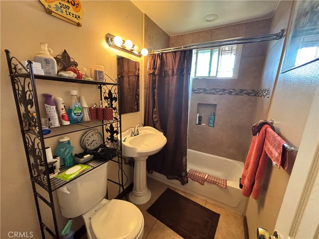 https://cdn.realtyfeed.com/cdn/127/306702405/1417f9962257d10d6f66c5b85a7191ee.webp
