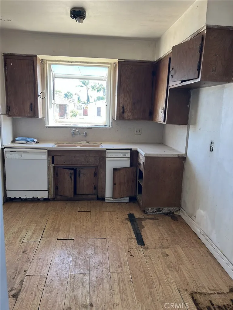 1505 W 220th, Torrance, CA 90501 - Photo 3 of 9, Torrance, CA